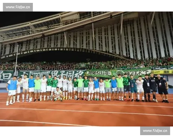 曹永竞致谢球迷：“第十二人” 最棒！哲哥彰显领袖魅力