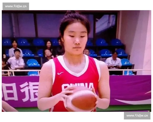 李雨汧 22 分拼至犯满，中国 U19 女篮 3 分惜败拉脱维亚 U22
